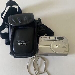 Fujifilm Digital Camera FinePix 2600 Zoom 2.0MP Silver Tested